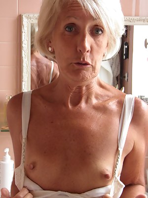 Free Mature Small Tits Porn Pictures